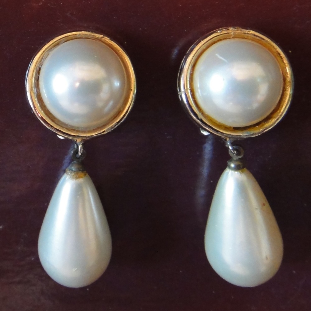 Vintage Les Bernard Earrings